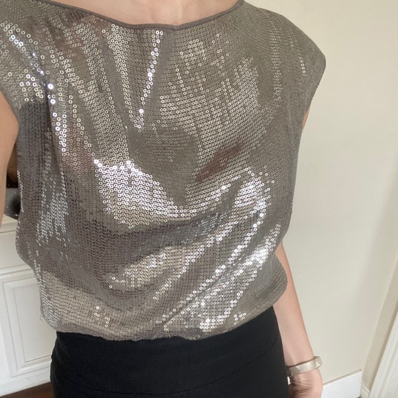 Gray silver sequin keyhole back backless top - Picture 5 of 10